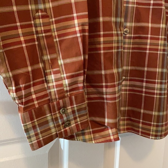 Eddie Bauer Wrinkle & Stain Resistant Men’s Button down Collared Dress Shirt XL - Picture 3 of 6